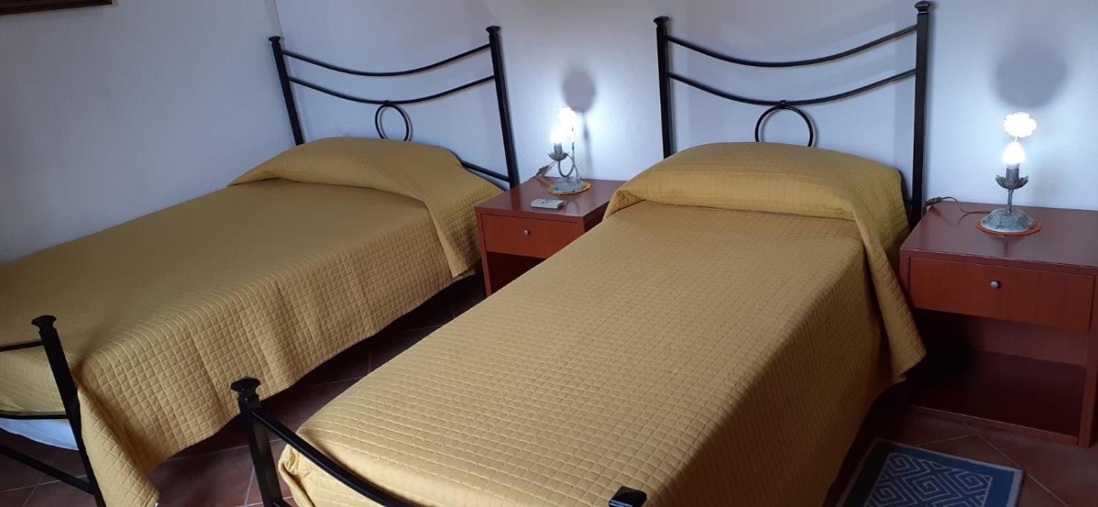 B&B I Menhir Sorgono Buitenkant foto