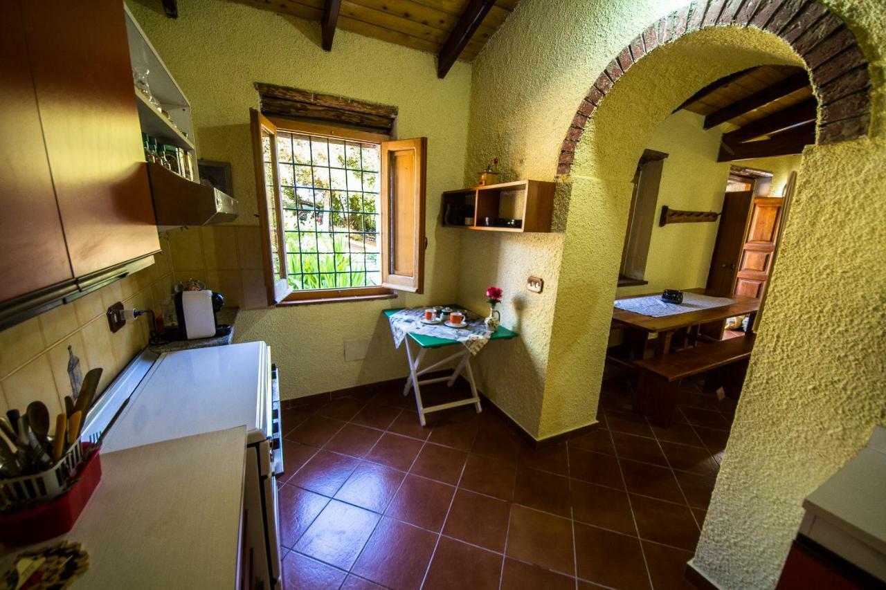 B&B I Menhir Sorgono Buitenkant foto